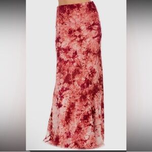 Elegant Tie-Dye Maxi Skirt - Red NWOT
